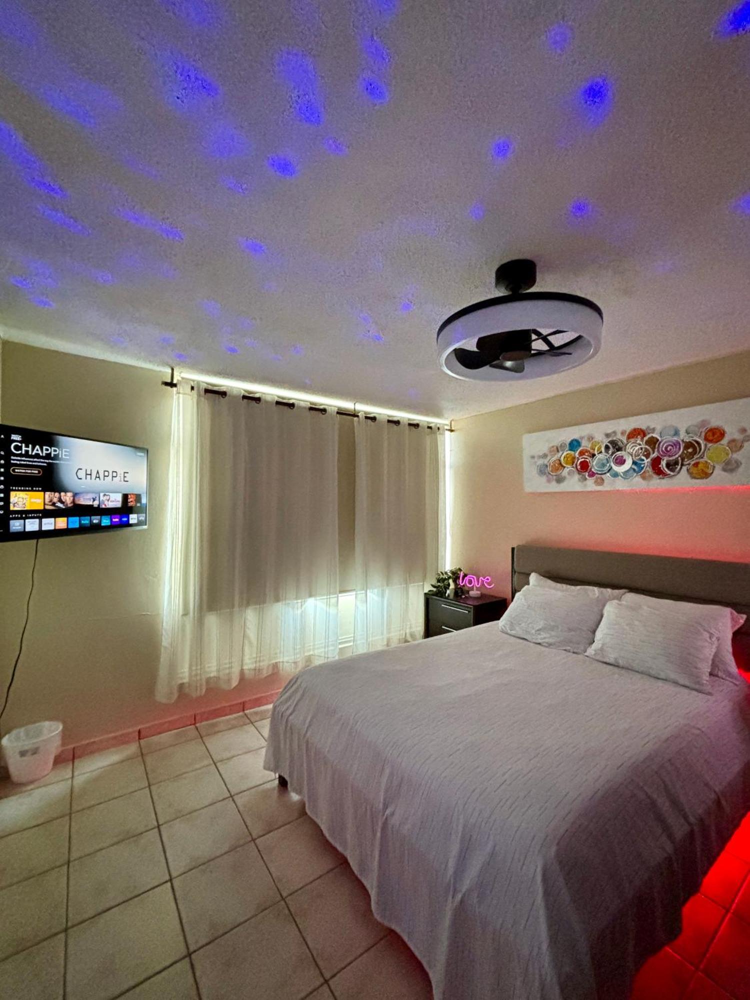 Downtown Beachfront Isla Verde Luxury Apartment San Juan Exterior photo